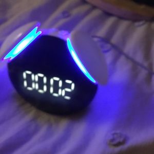Time and alarm clock